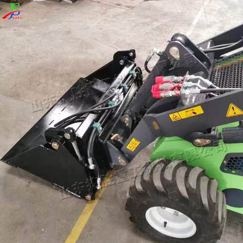 js-25型滑移装载机 农用小型装载机 多功能380履带搬运输送机