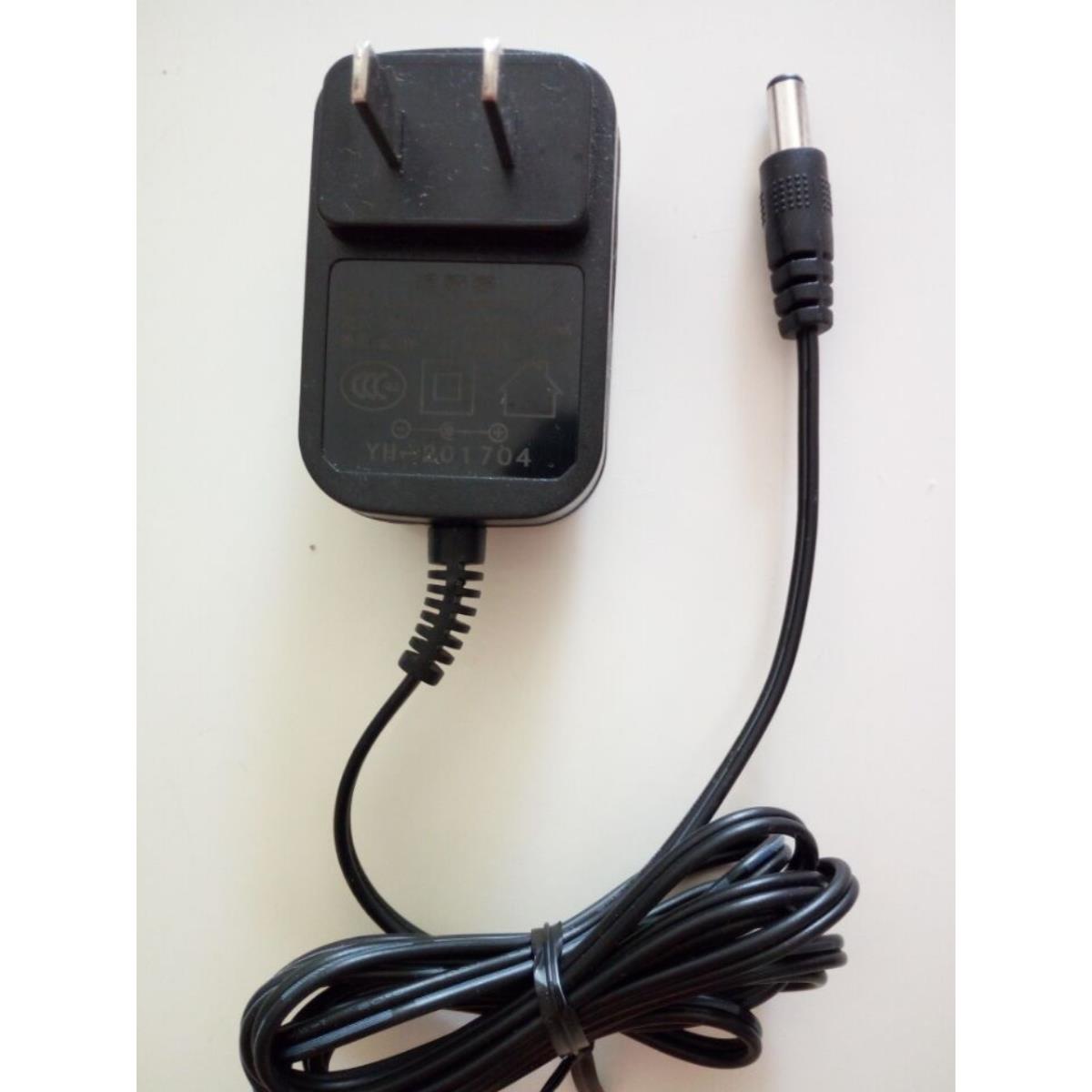 高档宝鹰款儿童电动车豪蓝牙遥控四轮跑车宝可坐人玩具车电瓶汽新