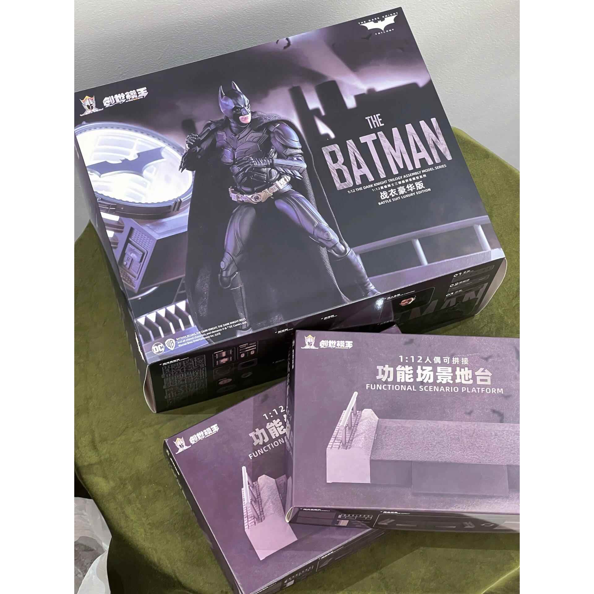 创世模王蝙蝠侠拼装手办贝尔黑暗骑士战车豪华版套装模型摩托车