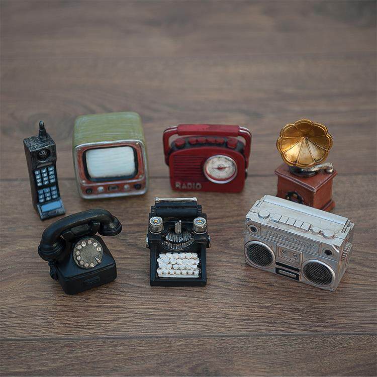 新生儿满月复古电话留声机打字收音机电视录音机树脂摄影小道具