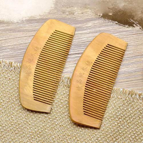 12cm Wooden Comb, Peach Wood Comb, Solid Wood Integrated Com