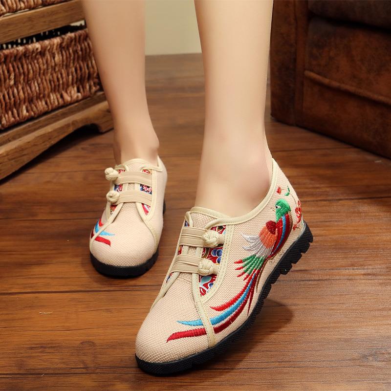 正品夏春秋新款正品圆头老北妈京布鞋民风绣花族鞋女鞋妈鞋跳舞子