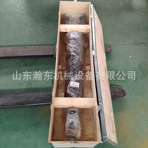 装载机 WA600 转向油缸总成 707-01-0J131