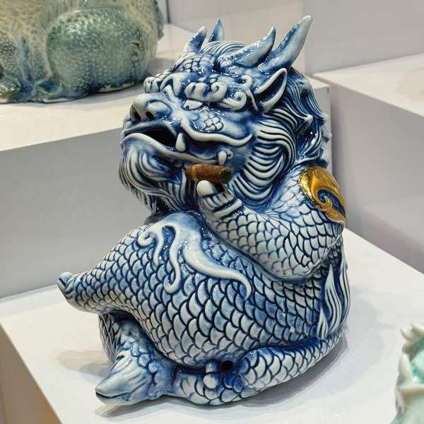 珠光白景德镇陶瓷貔貅摆件玄关装饰品香炉高档轻奢手工中式装饰品