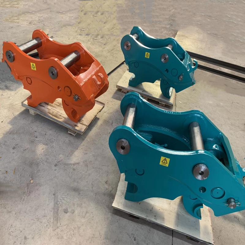 挖机属具液压全自动快速转换接头 钩机斗山60机械手动快换连接器