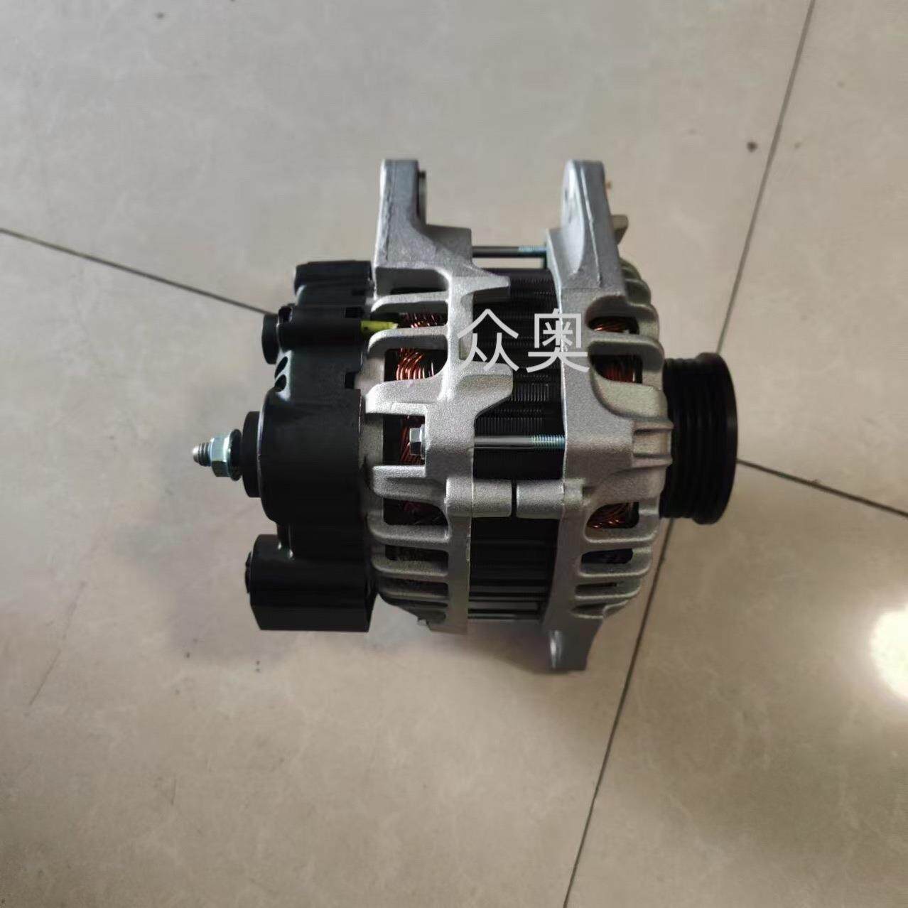 适用现代雅绅特发电机3730023700发电机3730026100发电机12V90A