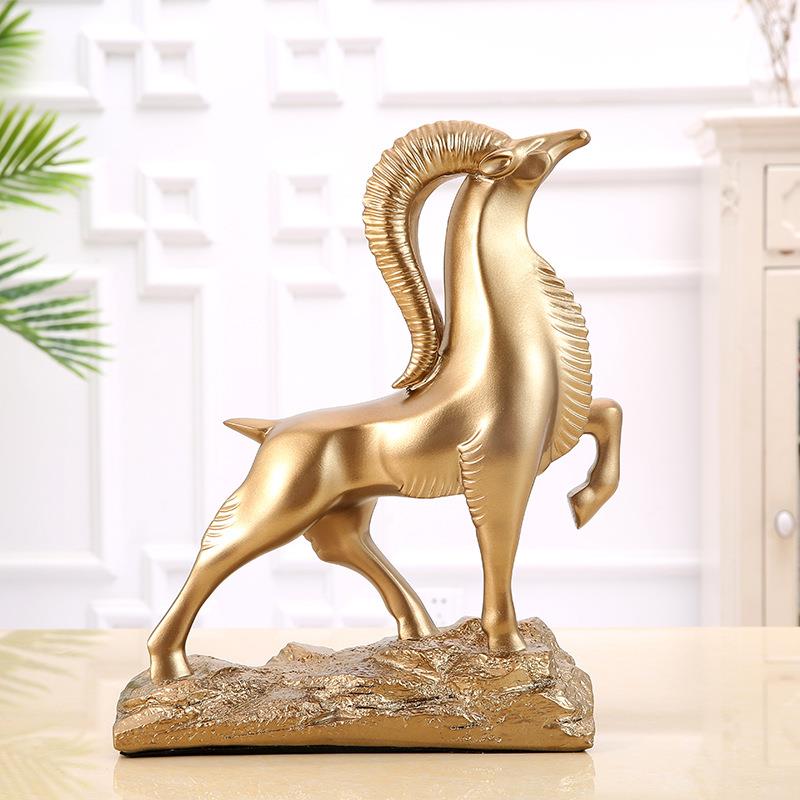 C0116欧现代新中式创居意领头饰羊摆件办公北室桌家饰品酒柜装品