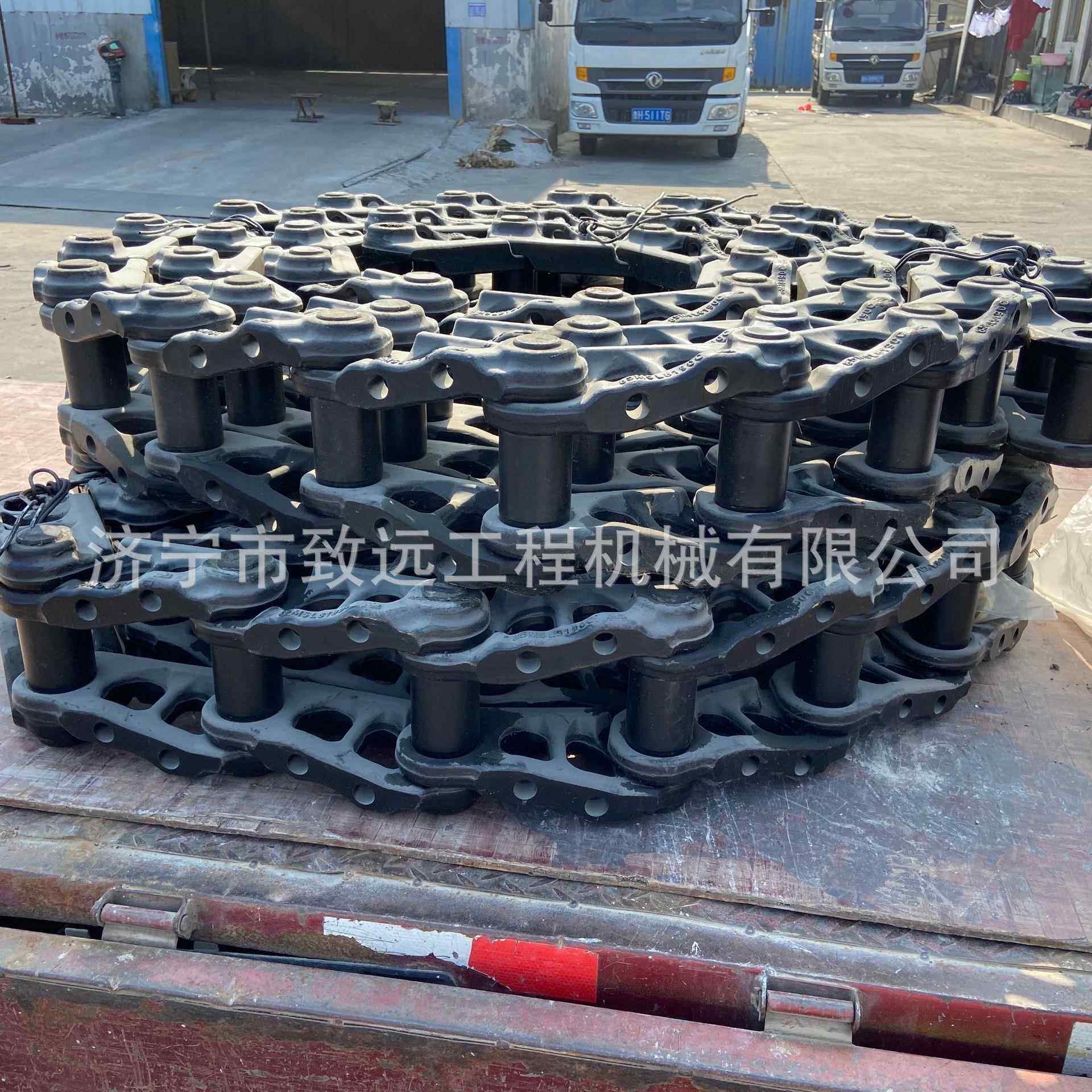 挖掘机链条KIIPC240-8挖掘机0链条支重成轮紧油缸总PC24全涨车配