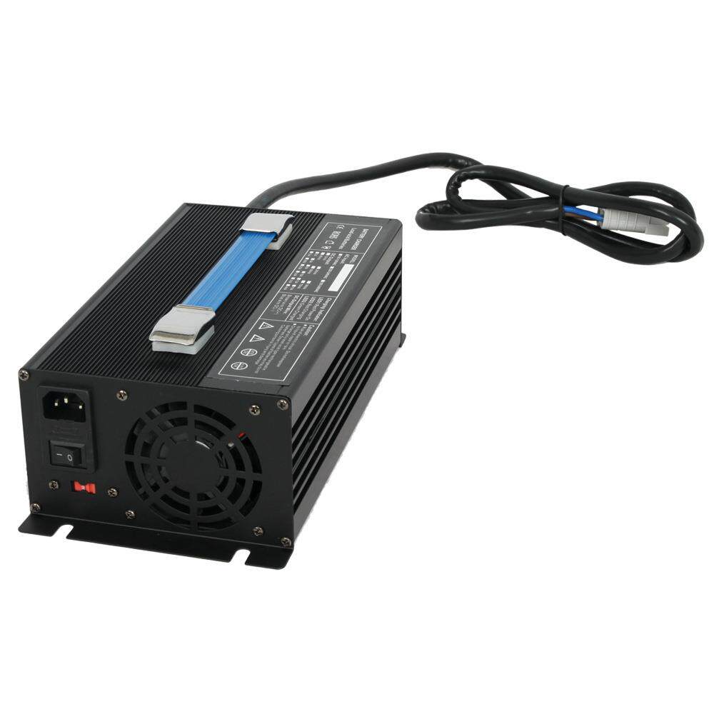 厂家供应电动观光车12V35A 24V30A 29.2V30A 48V15ALED显示电池