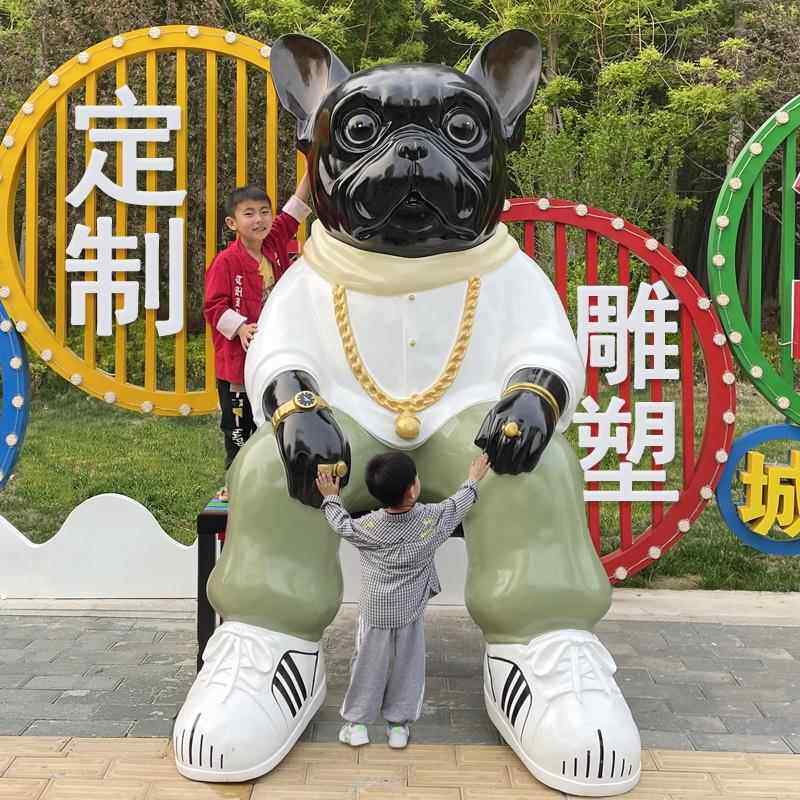 雕塑定制玻璃钢卡通人物雕像树脂模型户外大型门口吉祥物法斗摆件