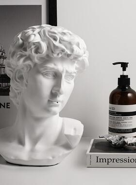 直销新款北欧轻奢大卫雕塑摆件家居客厅玄关艺术样板房酒店软装饰