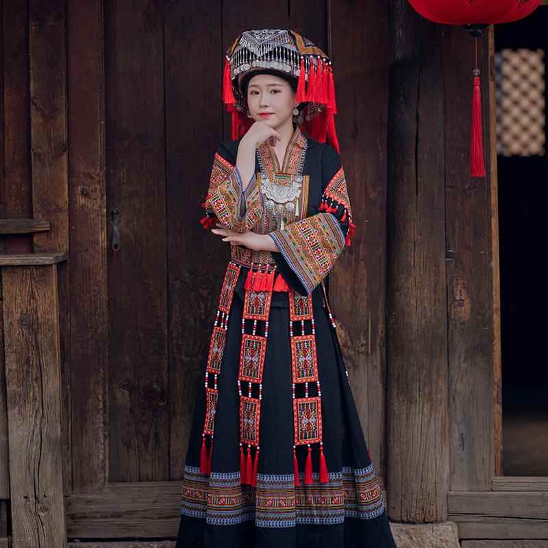 正品族服装女新盘节款广西三月三少瑶数民族舞蹈服饰成人王表演出