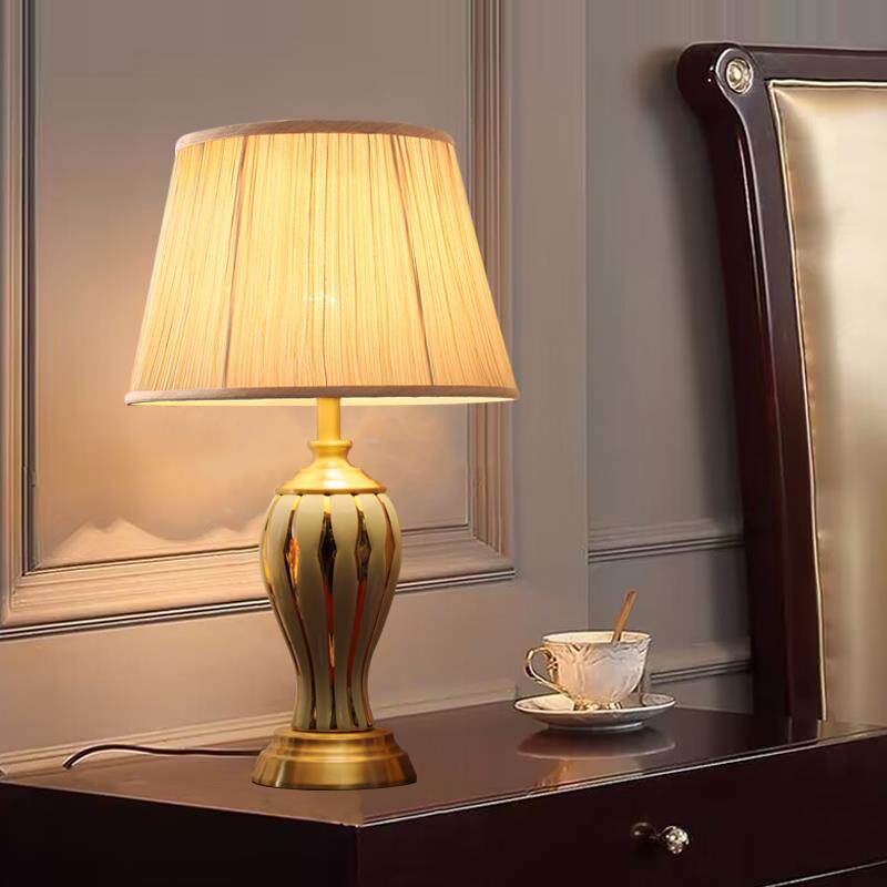 高档美式房客全铜头复古陶瓷台灯卧室床灯温馨书欧式家用调光装饰