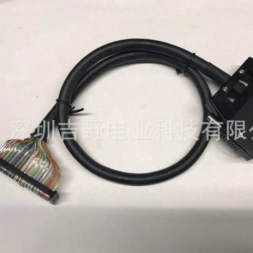 位置控制单元侧中继单元用电缆XW2Z-100J-A11伺服中继单元电缆