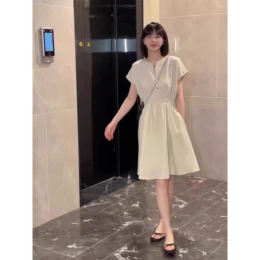 MUAMY夏季法式轻奢网红气质减龄甜美洋气简约休闲通勤收腰连衣裙