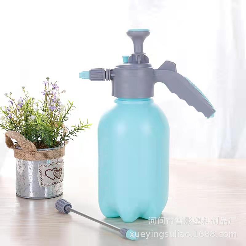 厂家直供2L喷壶气压式塑料喷水壶洒水壶家用园艺塑料瓶大容量