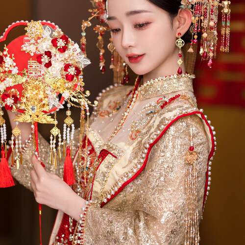 红色蕾丝新娘结婚秀禾服团扇新中式双面DIY遮面红色成品喜扇9151