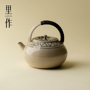 日式 里作 粗陶手绘藤编煮茶壶复古提梁壶家用可明火电陶炉烧水壶