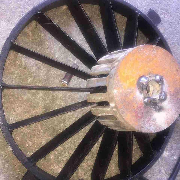 厂家直供圆形毛竹破竹刀毛竹弹簧破竹刀手工刀芯竹子刀具