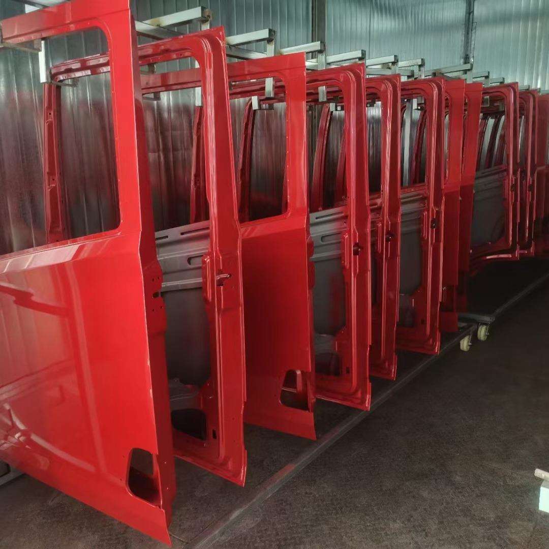 解放J6驾驶室 车门总成 发动机 风扇耦合器风扇离合器 后尾灯