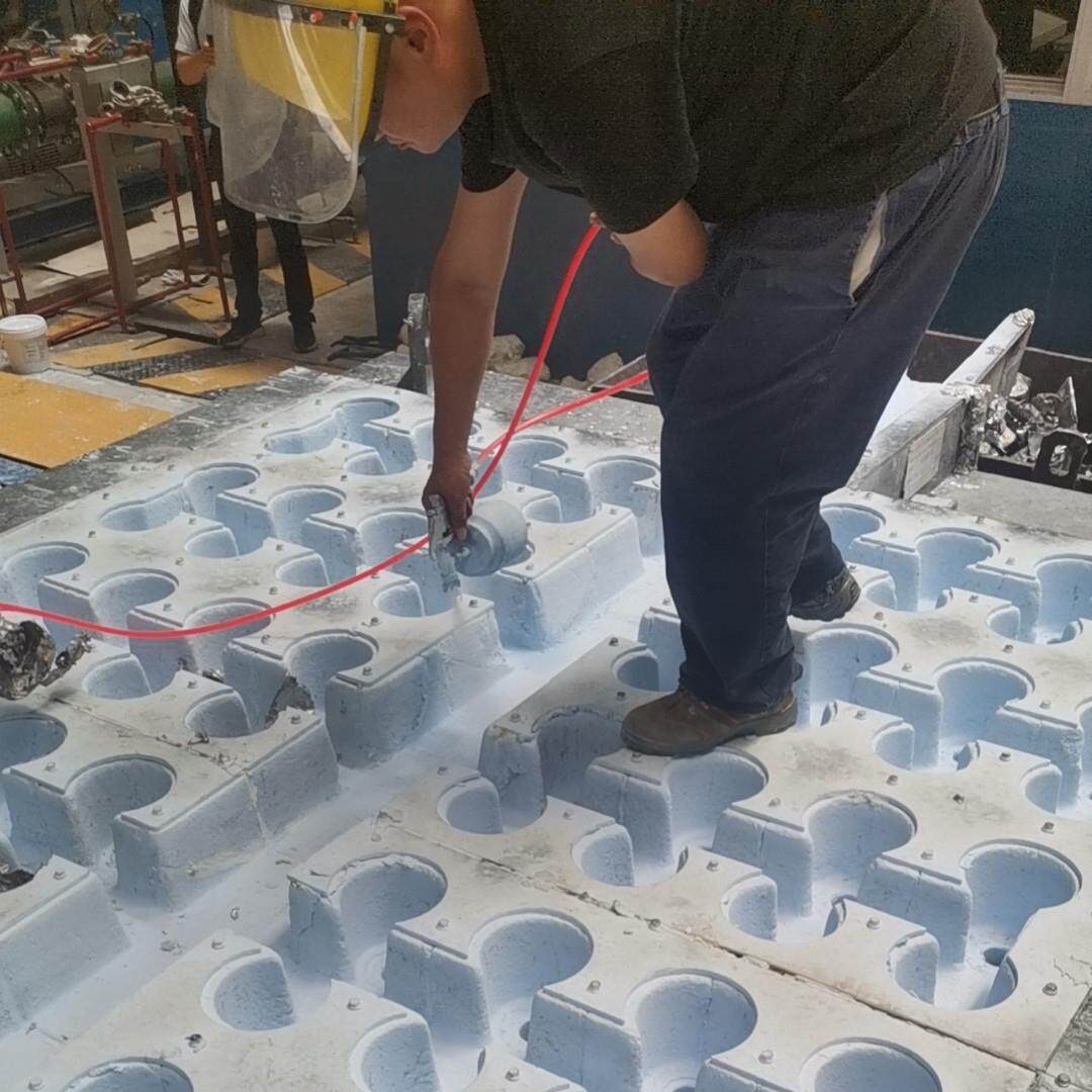 氮化硼涂料脱模剂耐高温1000℃不粘铝高端铝航天航空专用脱模剂