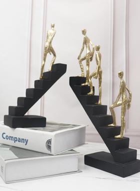 简约现代黑金阶梯人物雕塑创意楼梯摆件样板间客厅软装饰品