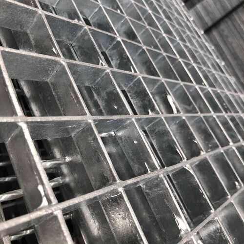 平台踏步重型插接钢格板 工业污水排水钢格板 热镀锌排水沟盖板