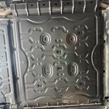 适用问界M9底盘护板 M9电池底盘护板 新能源改装底盘装甲2.8mm