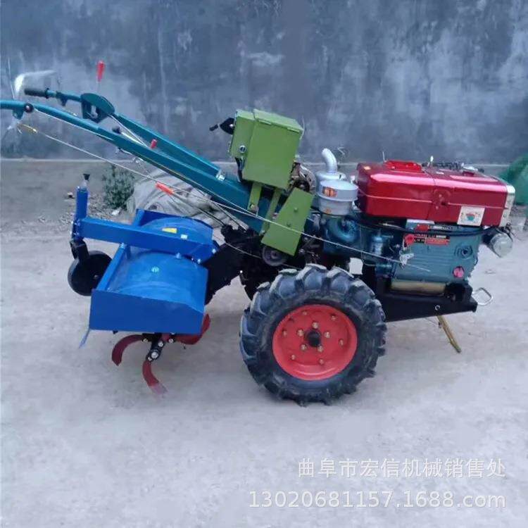 12马力农用耕田机 手扶犁地碎土机 乘坐式微耕机