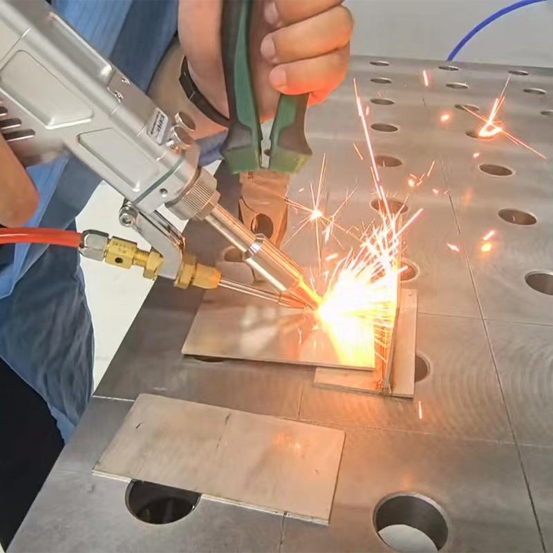 冷媒机型激光焊接机金属不锈钢自动化平台精密器件镭焊机高功率