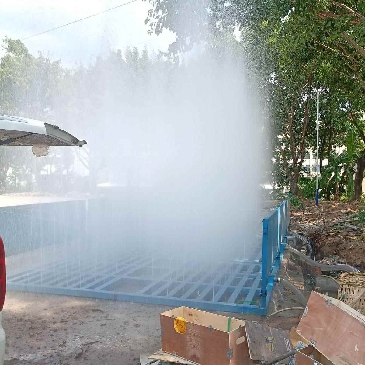 庆工洗地轮机GLU建洗筑重车平台