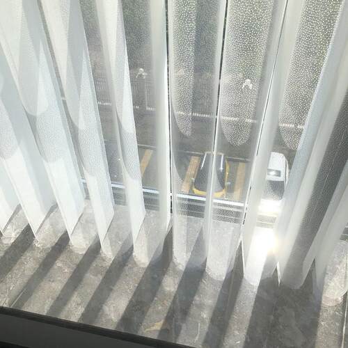 电动智能语音梦幻帘 客厅阳台用加厚梦幻帘 简约现代风格垂直帘