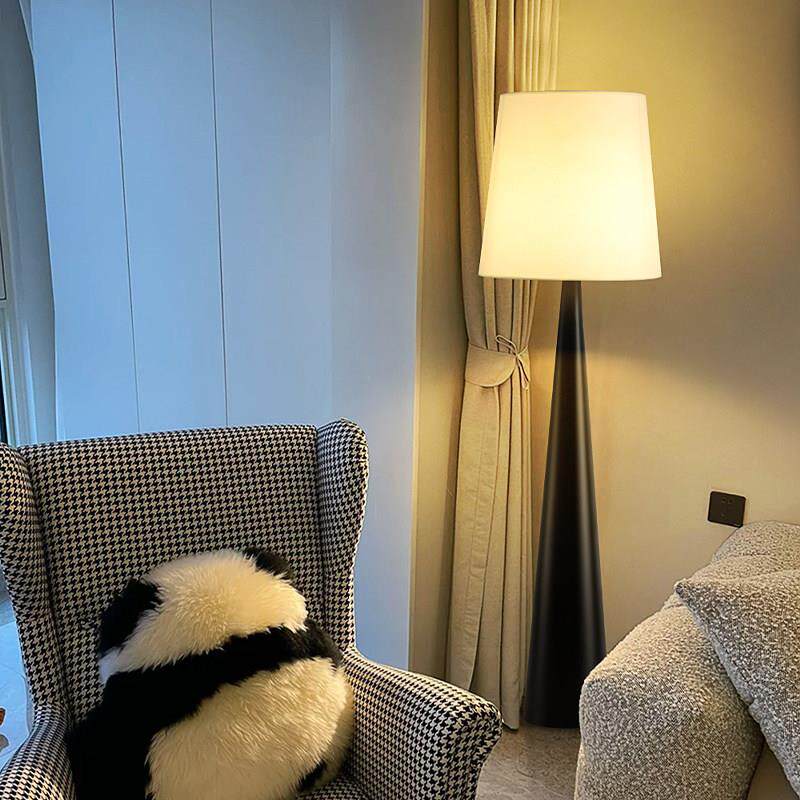北欧落地灯意式蘑菇灯卧室书房装饰民宿家用客厅沙发立式氛围台