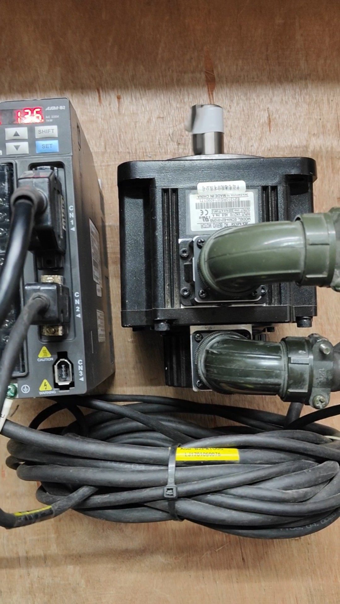 台达1kW，B2，功能包好，驱动ASD一B2一1021一B，