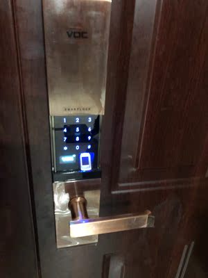 VOC指纹锁T77B怎么样?用后一年口碑反馈！
