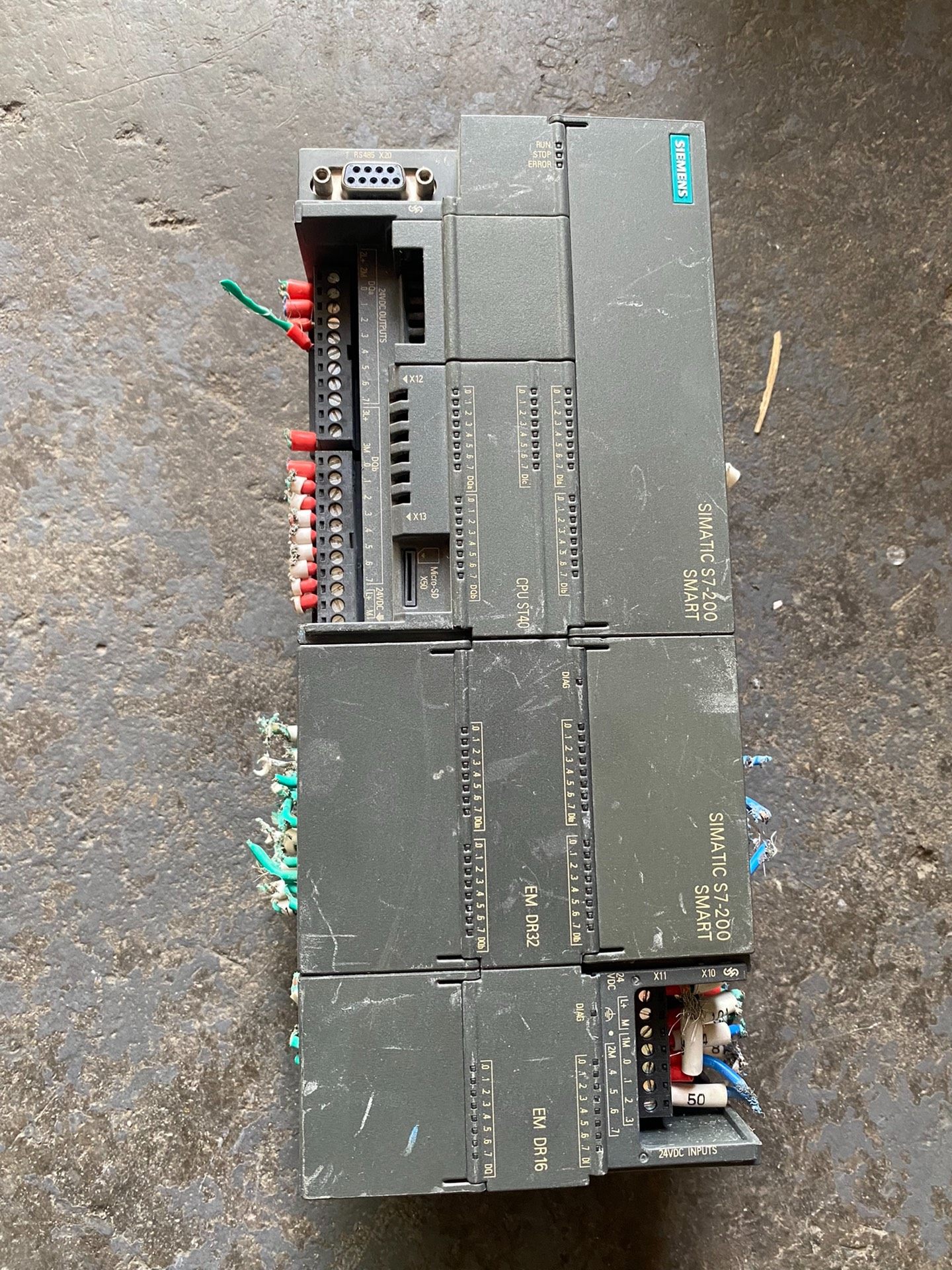 6ES7288-1ST40-0AA0  6ES7288-2D