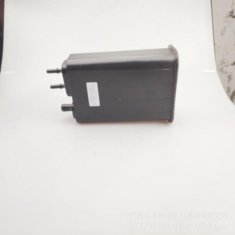 适用上汽大通G10T60碳罐总成活性碳罐燃油箱活性碳罐原厂