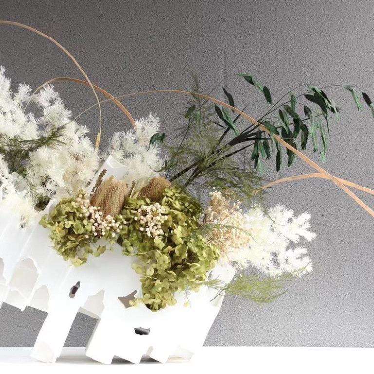 家通现代简约创意设计弯管花器摆件样板间酒店民宿装饰品摆放软装