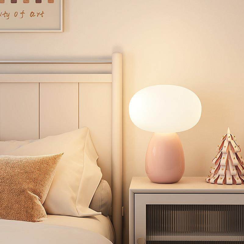 2026新款法式奶油风台灯卧室床头灯北欧温馨浪漫蘑菇个性设计灯具