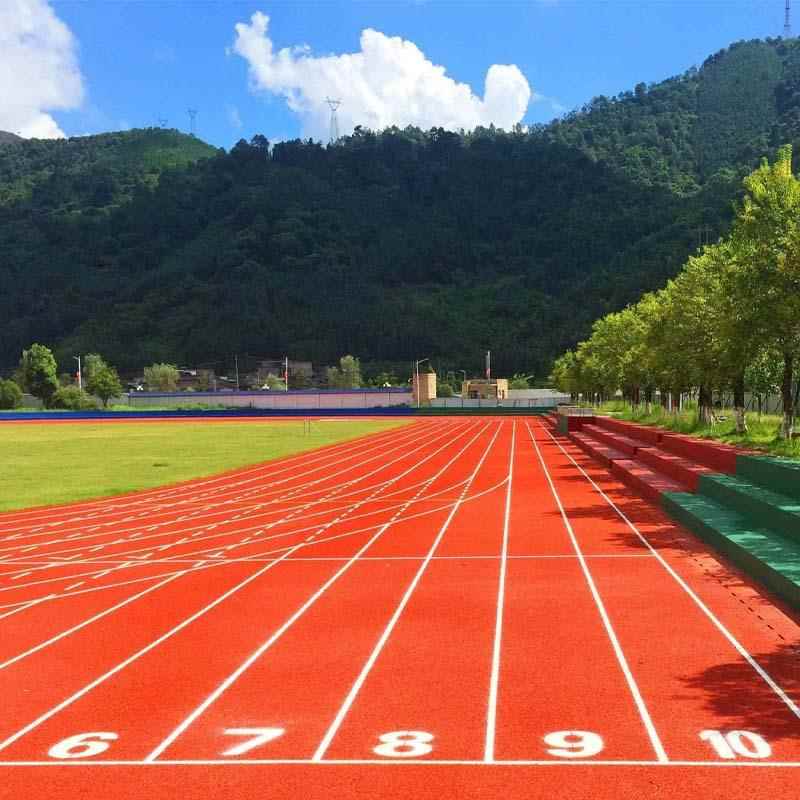 户外橡胶跑道运动场地加厚塑胶跑道学校铺设透气型复合弹性跑道