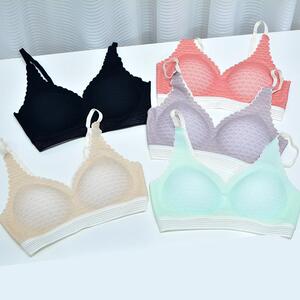 直销新款蕾丝无痕文胸聚拢加厚无钢圈内衣女性格舒适套头胸罩一片
