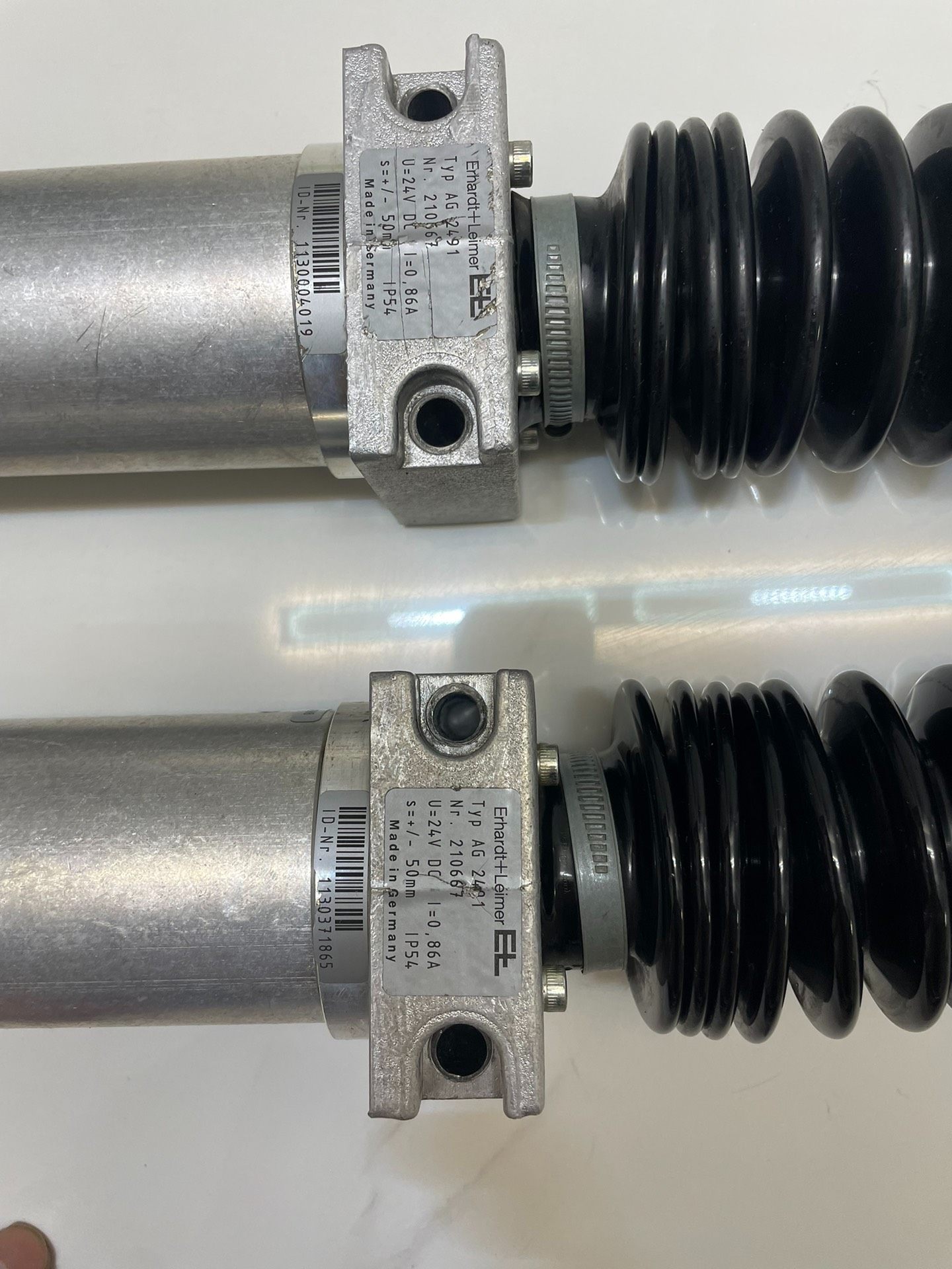 E+L莱默尔纠偏电机AG2491 50㎜的，拆机两台，成色非