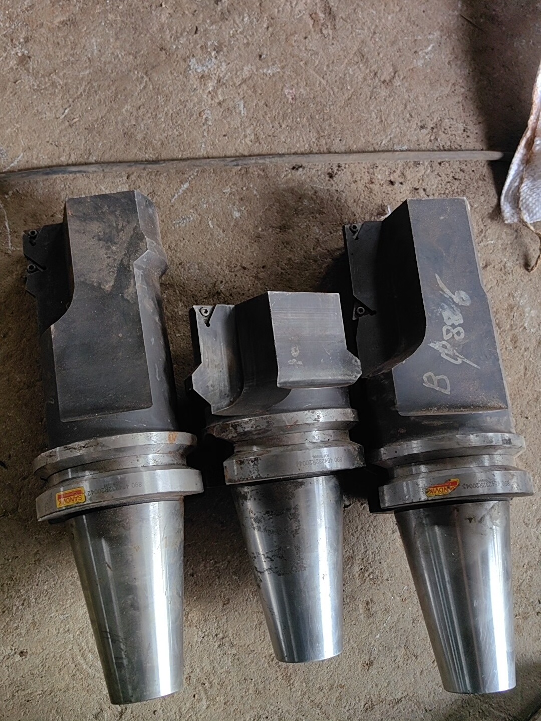 BT50镗刀杆，3个打包出400，包邮不议价，有磕碰，建议别