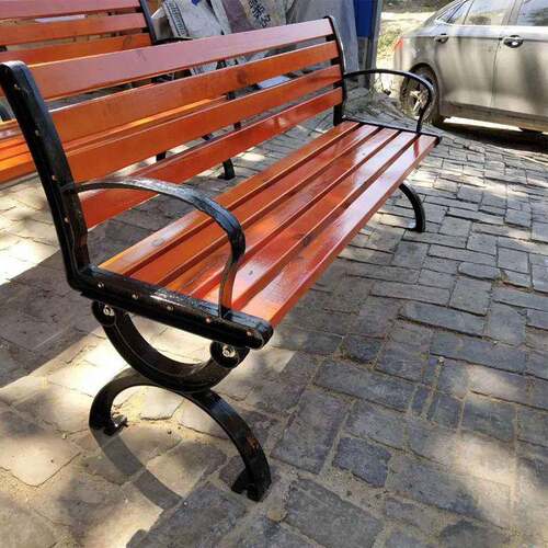 公园椅户外椅体育球场休息塑木长凳子幼儿园庭院不锈钢铁艺耐用