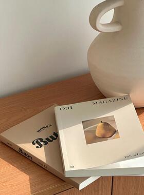 ins简约高级感杂志书彷真书样板间装饰家居软装桌面摆件拍照道具