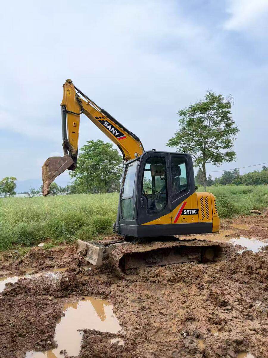 5月1日金华资产处置75挖掘机一台网络拍卖公告