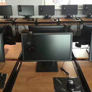 新款学生学校机房微机室单双人 培训 电脑桌 语音教室电脑台