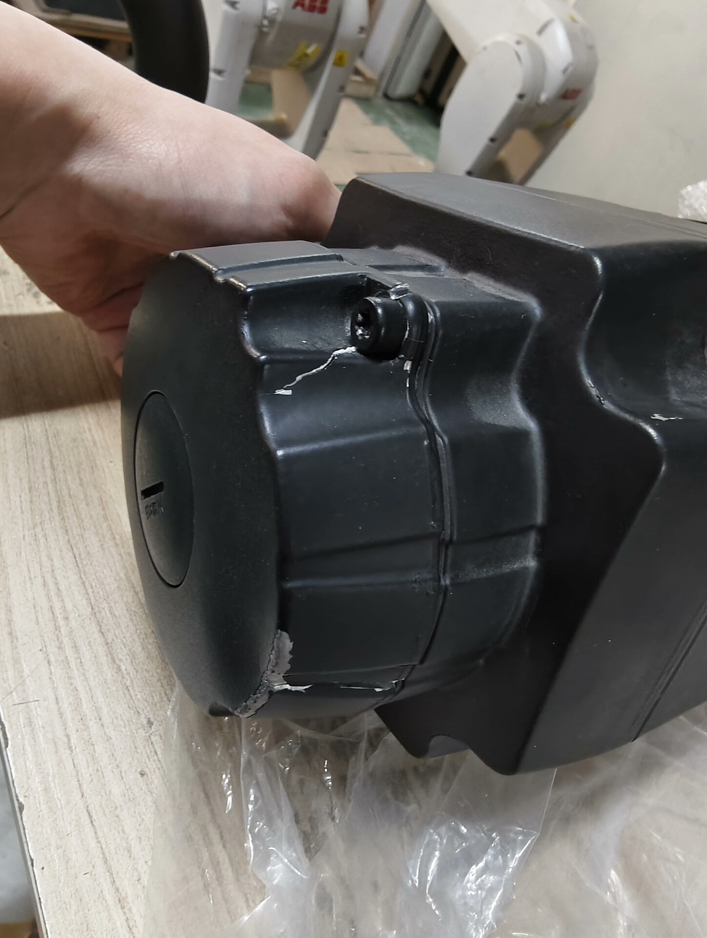 二手00260895库卡kr22  1620-2三轴电机