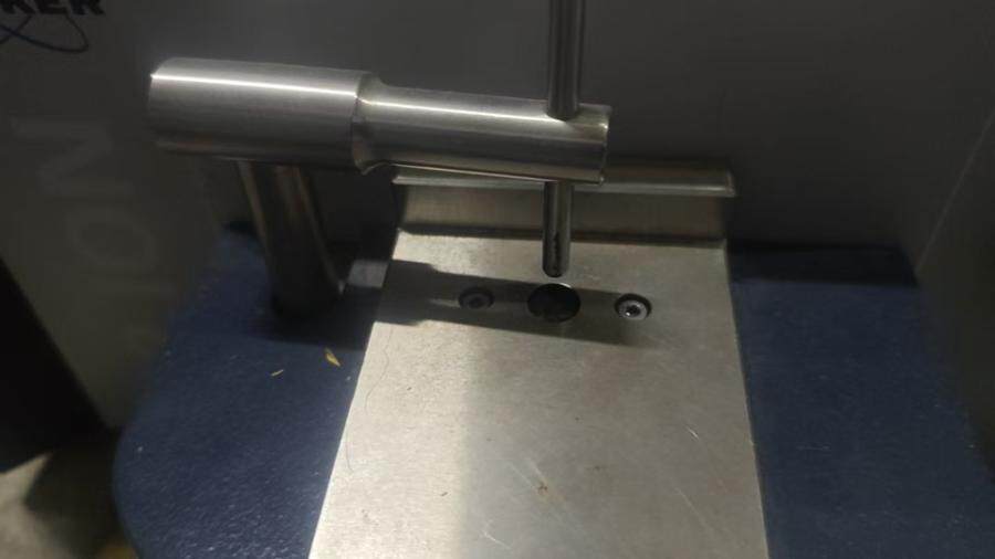 5月4日北京【京械6513】单位淘汰报废处置美国布鲁克光谱一台网络拍卖公告