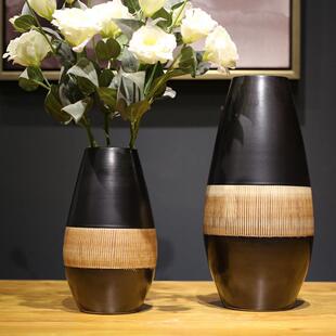 现代简约条纹花瓶摆件亚光黑色欧式陶瓷花器客厅样板房装饰工艺品